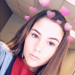 Meet your Posher, Ciara